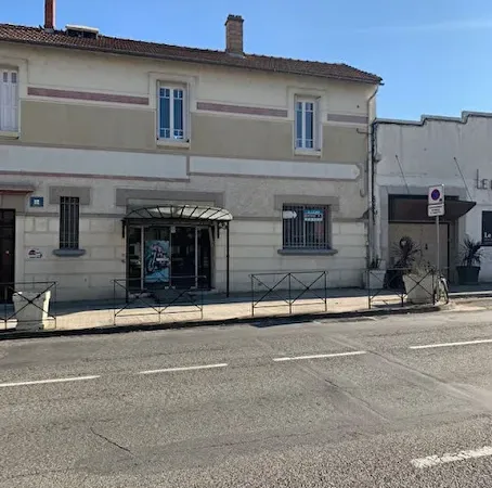 Local 2 pièces 280 m²