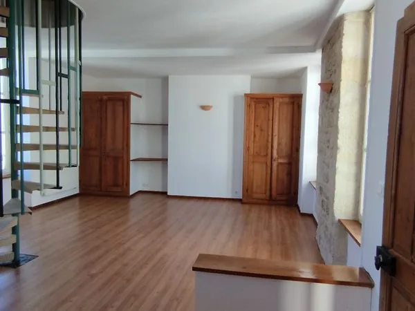 F3 DUPLEX centre BRUYERES ET MONTBERAULT