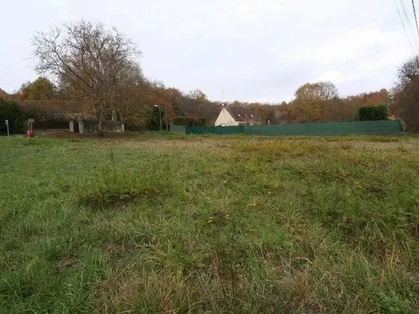 Terrain constructible 1566 m²