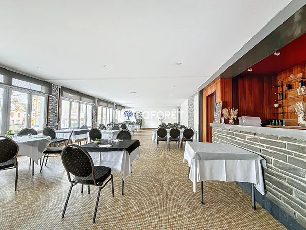 Hôtel-bar -brasserie FAUVILLE EN CAUX.
