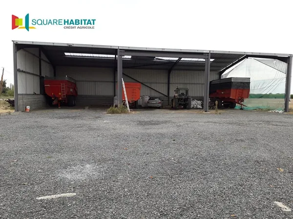 HANGAR - Longué-Jumelles