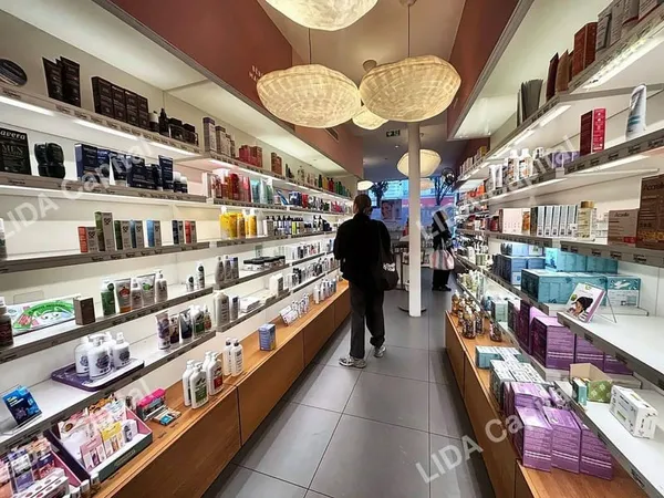 Boutique 130 m²