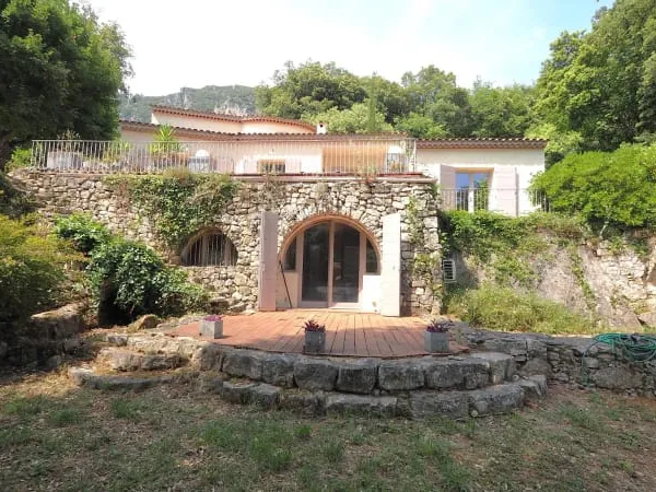 Villa 6 pièces 193 m²