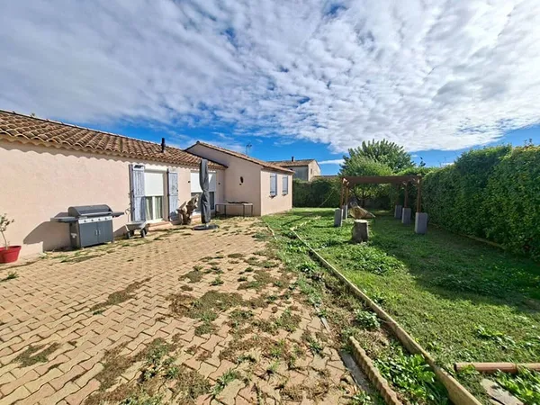 Maison de plain-pied 4 pièces 98 m²