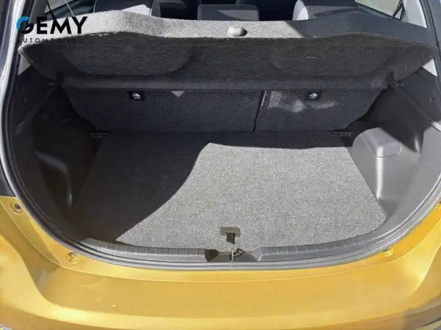 Toyota Yaris 110 vvt-i — photo 6