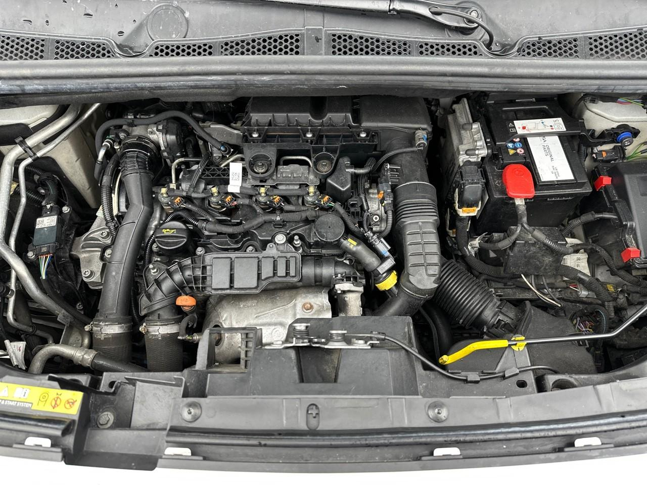 Citroën Berlingo van m 650 bluehdi 130 s&s eat8 driver — photo 13