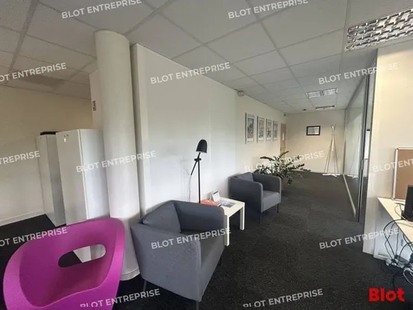 Bureaux 113 m²