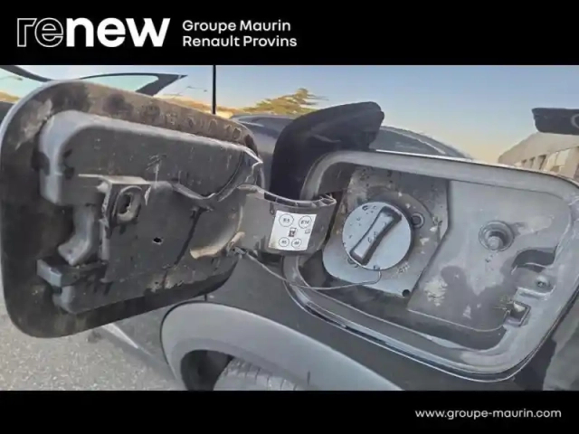 Renault Captur 1.6 e-tech hybride rechargeable 160ch initiale paris -21 — photo 15