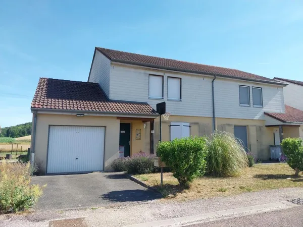 Maison Type 4 avec Garage et Jardin - VIEVILLE