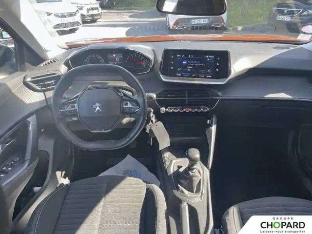 Peugeot 2008 puretech 100 s&amp;s bvm6 — photo 15