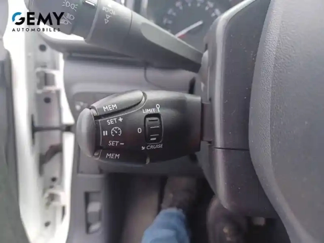Citroën C3 puretech 83 s&amp;s bvm5 — photo 16