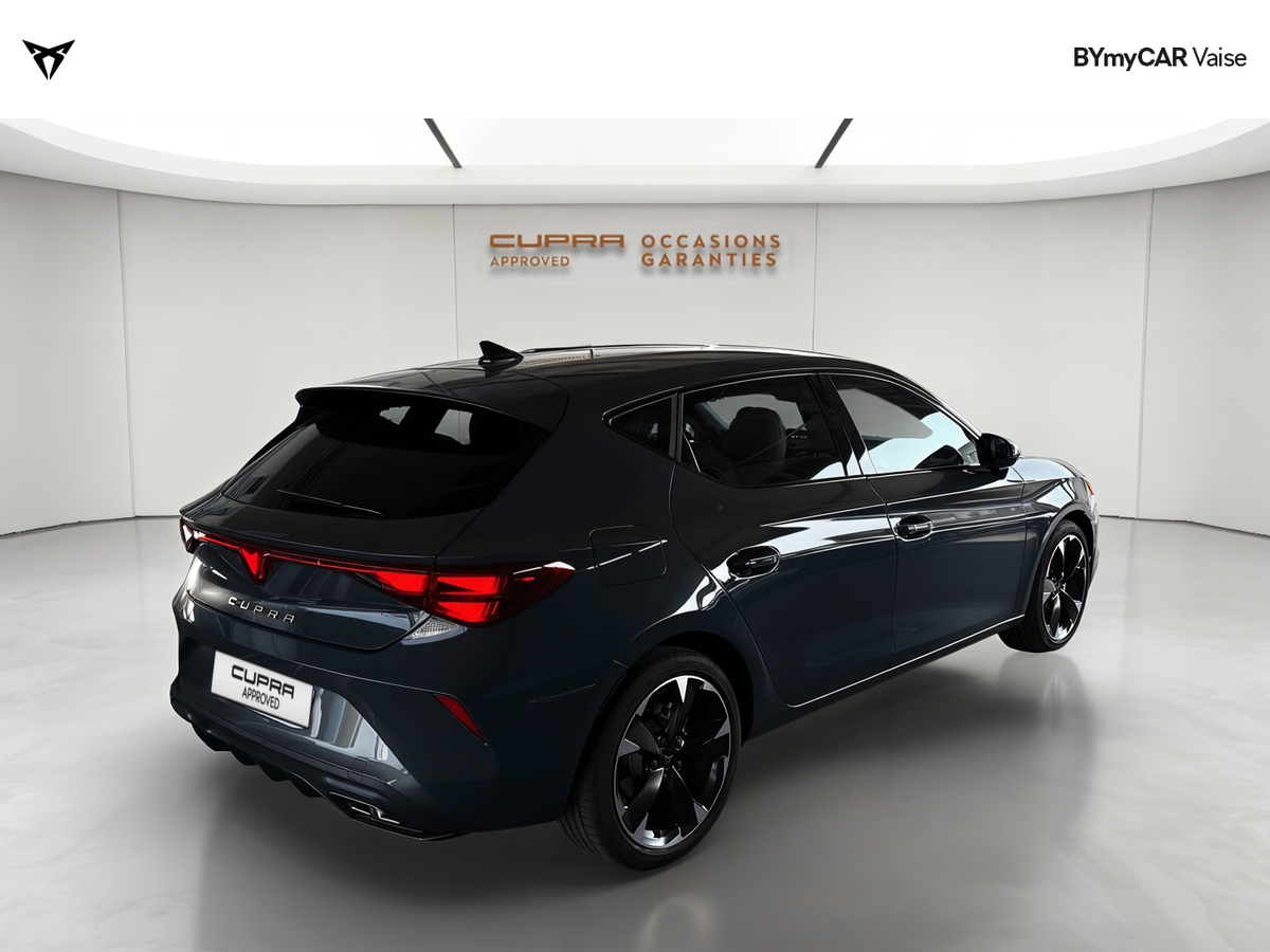 Cupra Leon 1.5 eTSI Hybrid 150 ch DSG7 — photo 5