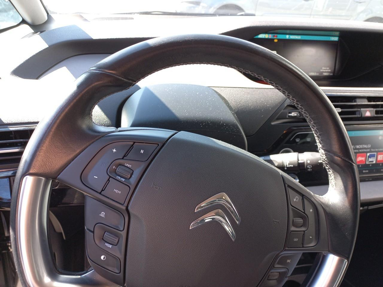 Citroën C4 spacetourer bluehdi 130 s&s bvm6 feel — photo 2
