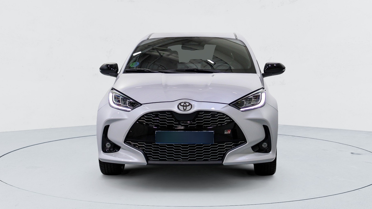 Toyota Yaris 4 — photo 8
