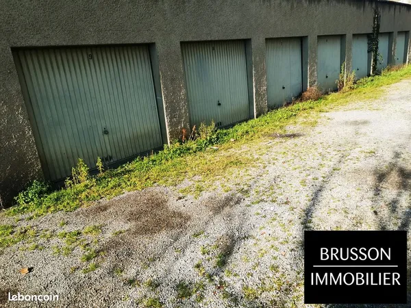 Parking/box 120 m² Castres