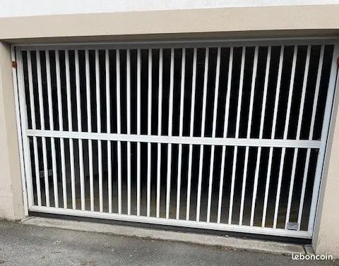 A louer box fermé