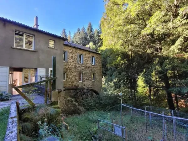 Moulin 7 pièces 45 m²