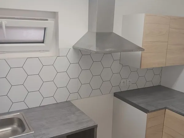 A louer maison avec jardin, dépendance et terrasse sans agence