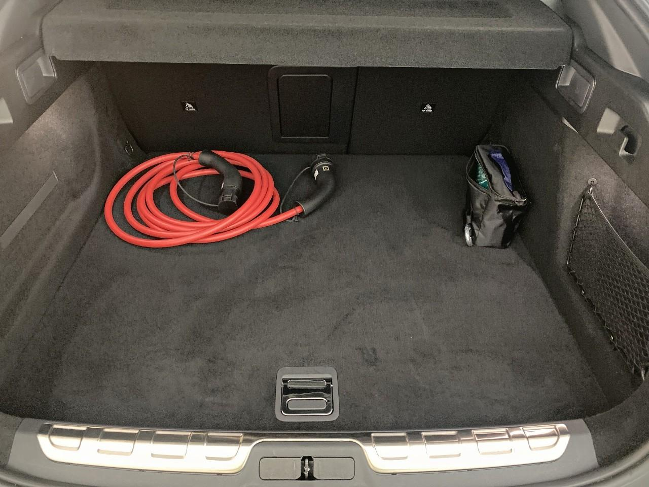 Peugeot 408 electrique 58 kwh 210 ch gt — photo 16