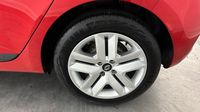 Renault Clio 1.5 Blue dCi 100ch Evolution - 24 — photo 29