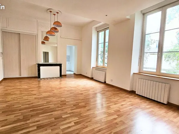 Appartement T3 59 m² - hyper centre ANGERS