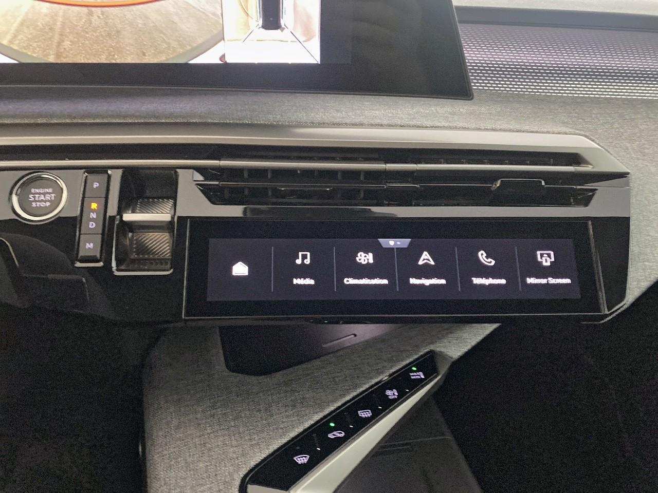 Peugeot 5008 hybrid 145 ch e-dcs6 gt — photo 17