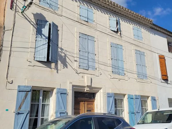 Maison de village + exterieur