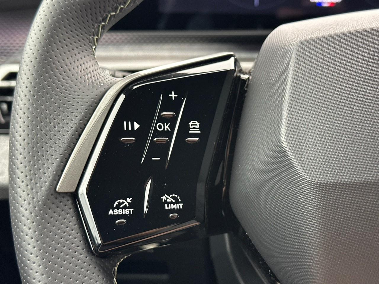 Peugeot 3008 hybrid 145 e-dcs6 gt — photo 20