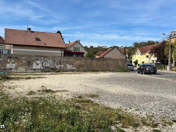 Terrain 873 m² STE SUZANNE