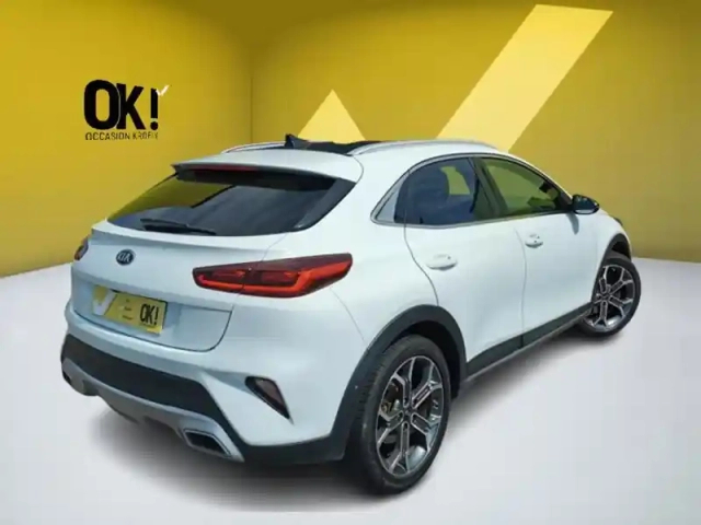 Kia Xceed premium 1.6 crdi 136 ch dct7 — photo 4