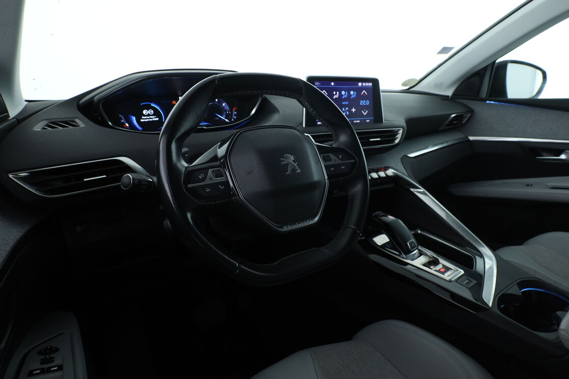 Peugeot 5008 1.5 Blue-HDi Allure EAT8 — photo 10