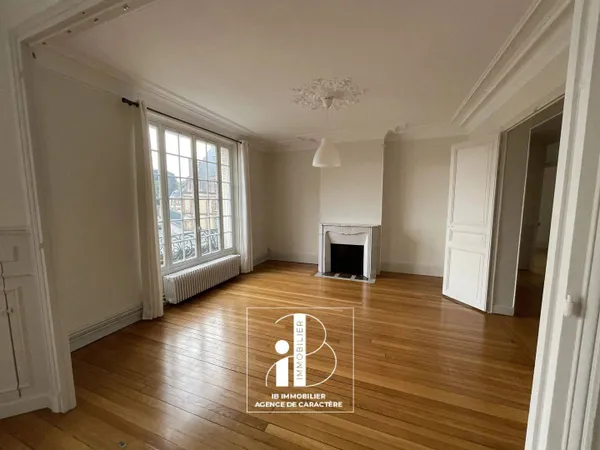 Appartement 6 pièces 130 m²