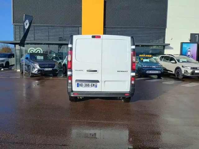 Renault Trafic ca l2h1 3t blue dci 170 auto — photo 22