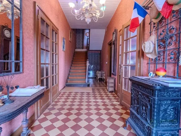 Hôtellerie et restauration Vente Fresnes-en-Woëvre 14p 453m² 480000€