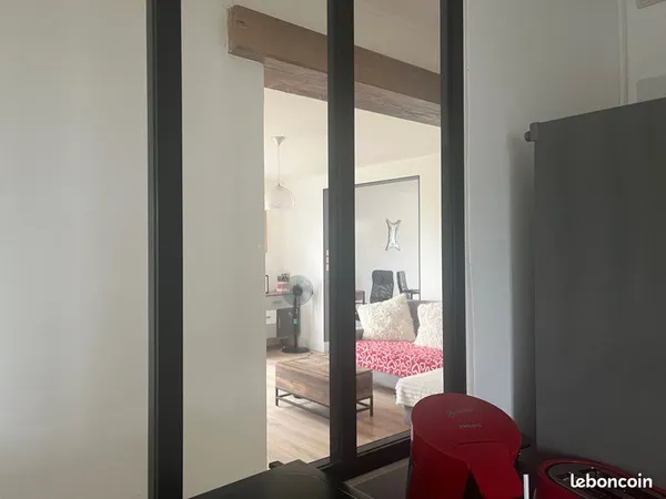 “Appartement 5 pièces 84 m², vue dégagée, tram C à 800 m