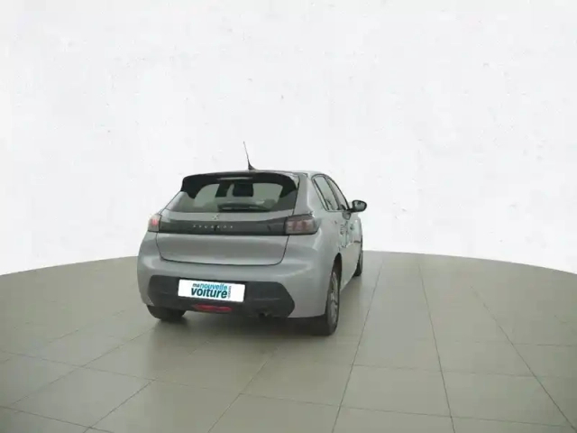 Peugeot 208 puretech 100 s&amp;s eat8 — photo 25