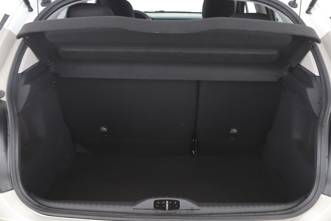 Citroen C3 1.2 PureTech Shine Pack — photo 16