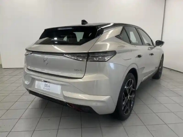 Ds Ds 4 plug-in hybrid 225ch ligne d or — photo 7