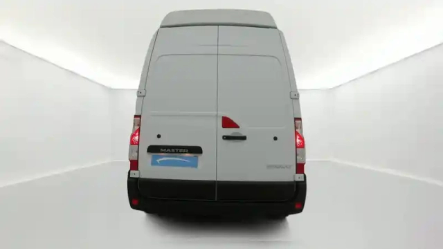 Renault Master fgn trac f3500 l3h3 blue dci 135 — photo 4