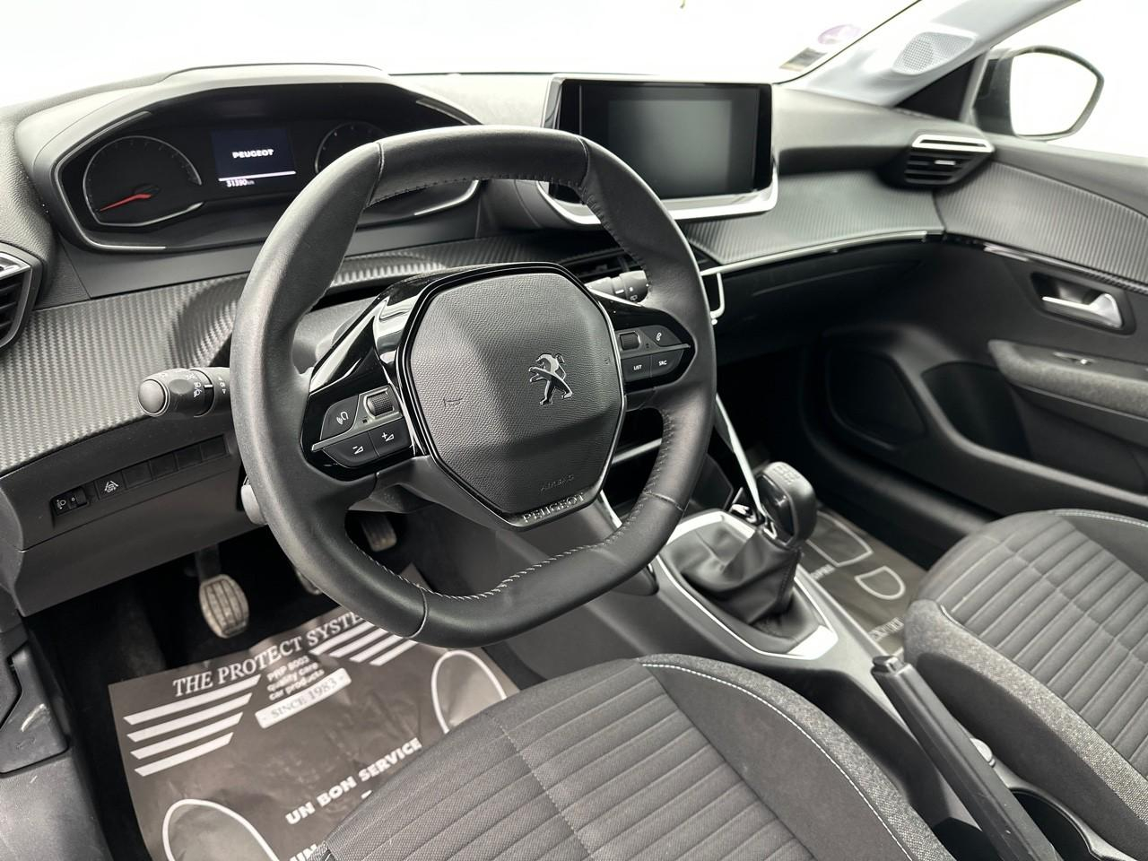 Peugeot 208 puretech 75 s&s bvm5 style — photo 8