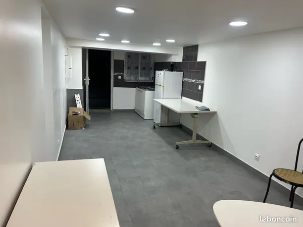 F2 en location loyer 1150 charge compris
