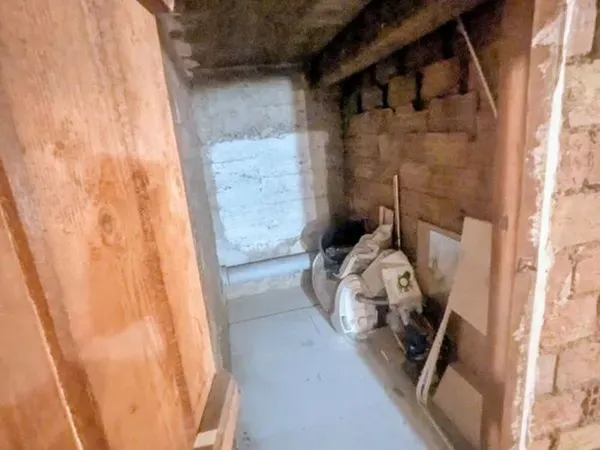 Cave sécurisée ? Centre Asnières-sur-Seine (Mairie)