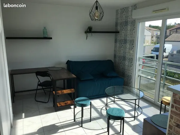 Studio meublé tout équipé