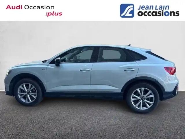 Audi Q3 sportback 35 tfsi 150 ch s tronic 7 — photo 8