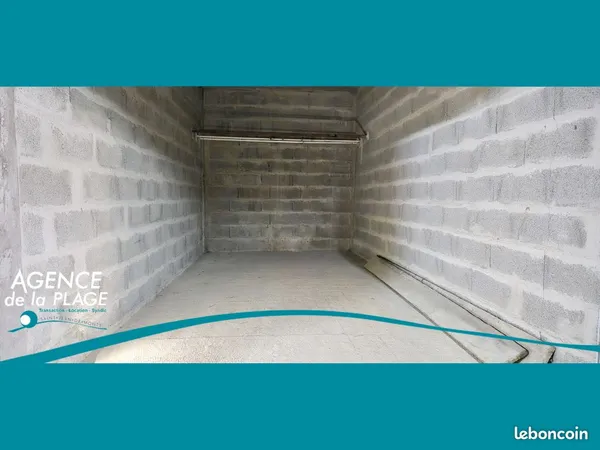 Parking/box 1 pièce 12 m²