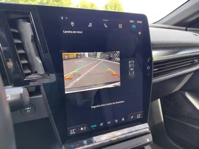 Renault Megane e-tech ev60 220 ch optimum charge — photo 18