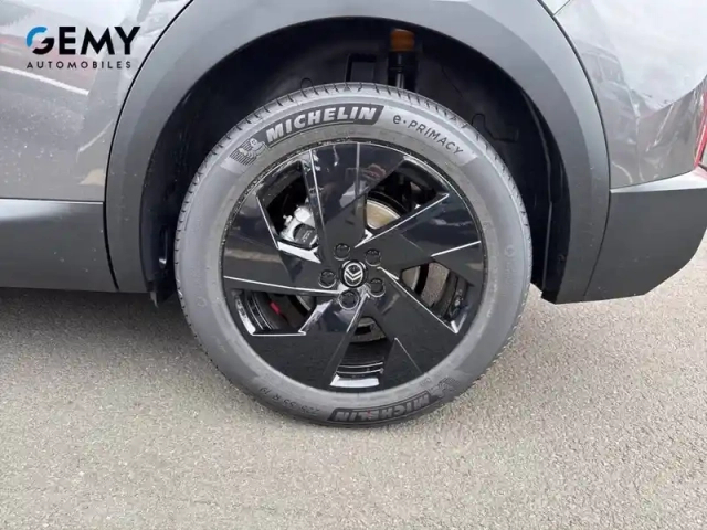 Citroën C5 Aircross hybride 145 ch e-dcs6 — photo 11