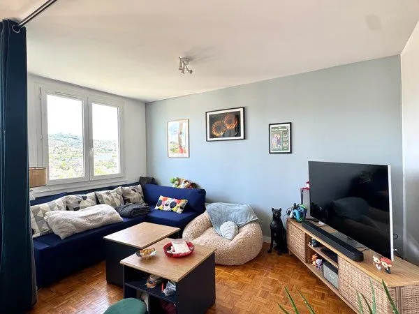Appartement T3 77m2