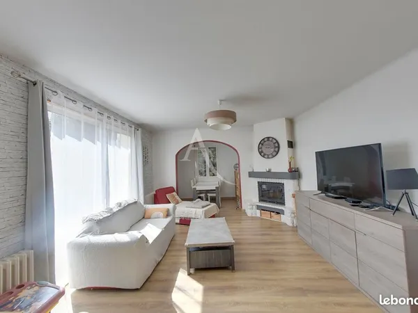 Maison 6 pièces 120 m²