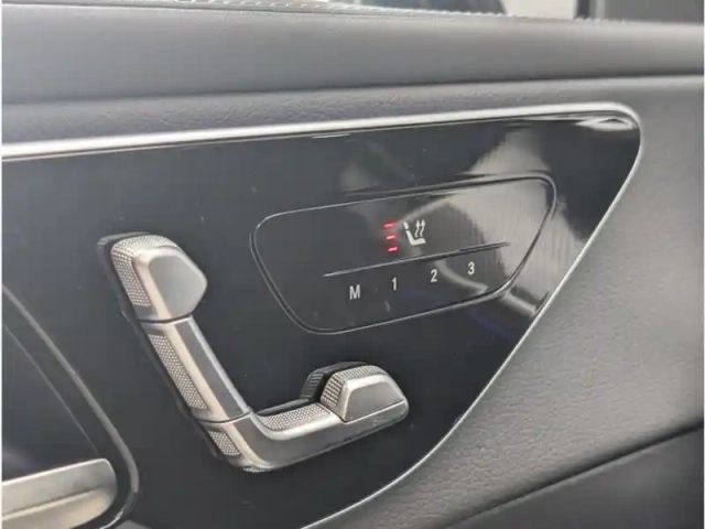 Mercedes Glc 300 e — photo 15